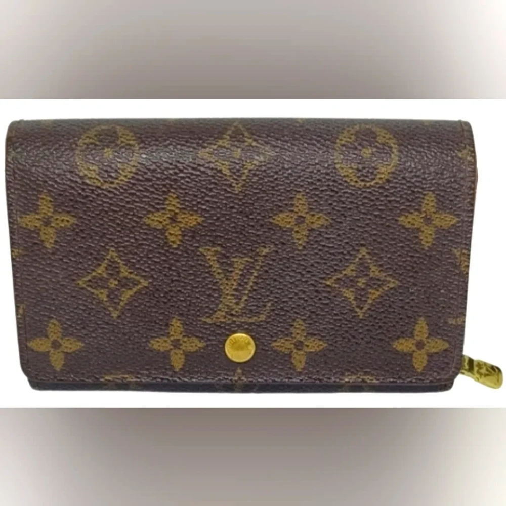 Louis Vuitton wallet - Picture 1 of 14